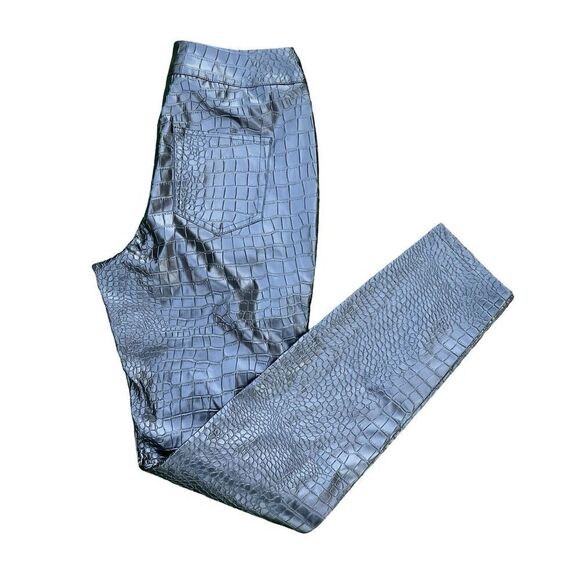 Women's Black Crocodile Skin Skinny Leather Pants - Stylish And Chic Design NWT - Picture 13 of 17